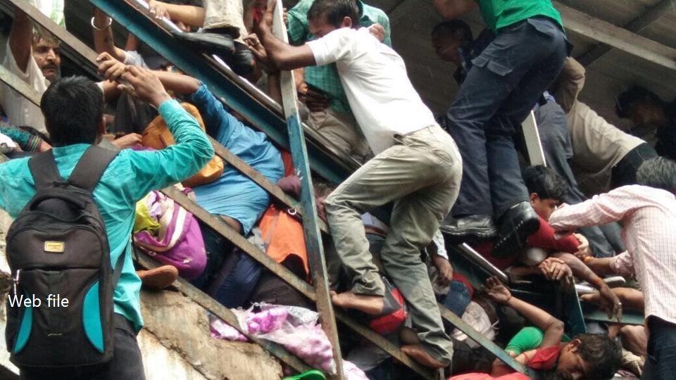 Mumbai railway station stampede kills 22 amid heavy rain