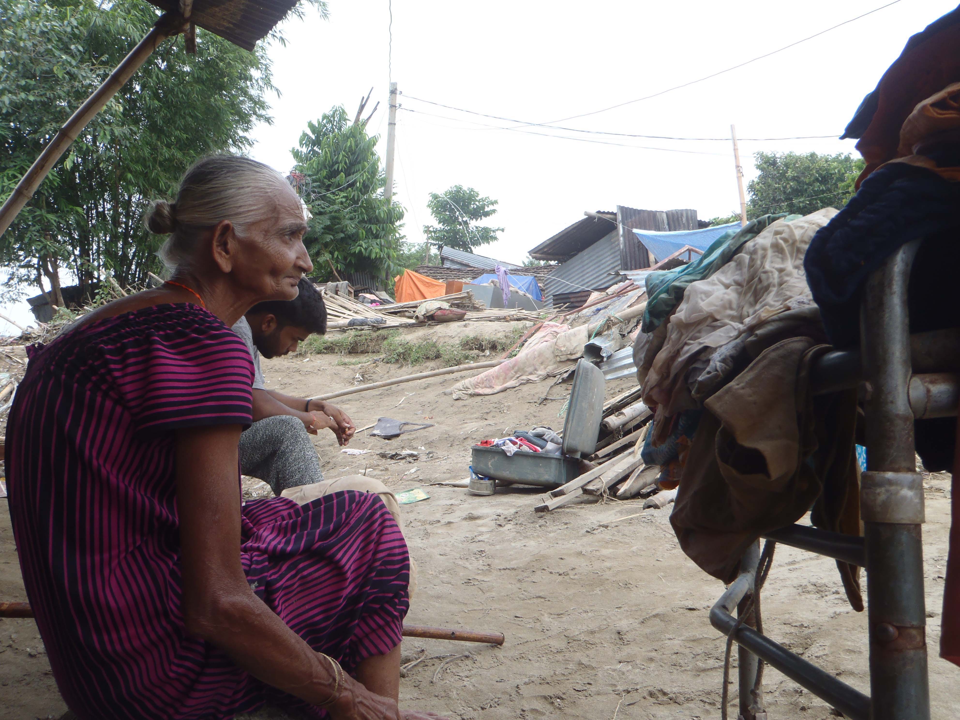 Meagre ration infuriates flood survivors
