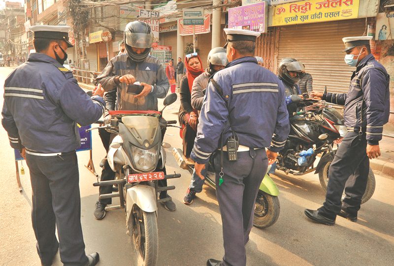 Traffic police book over 1,100 rule violators