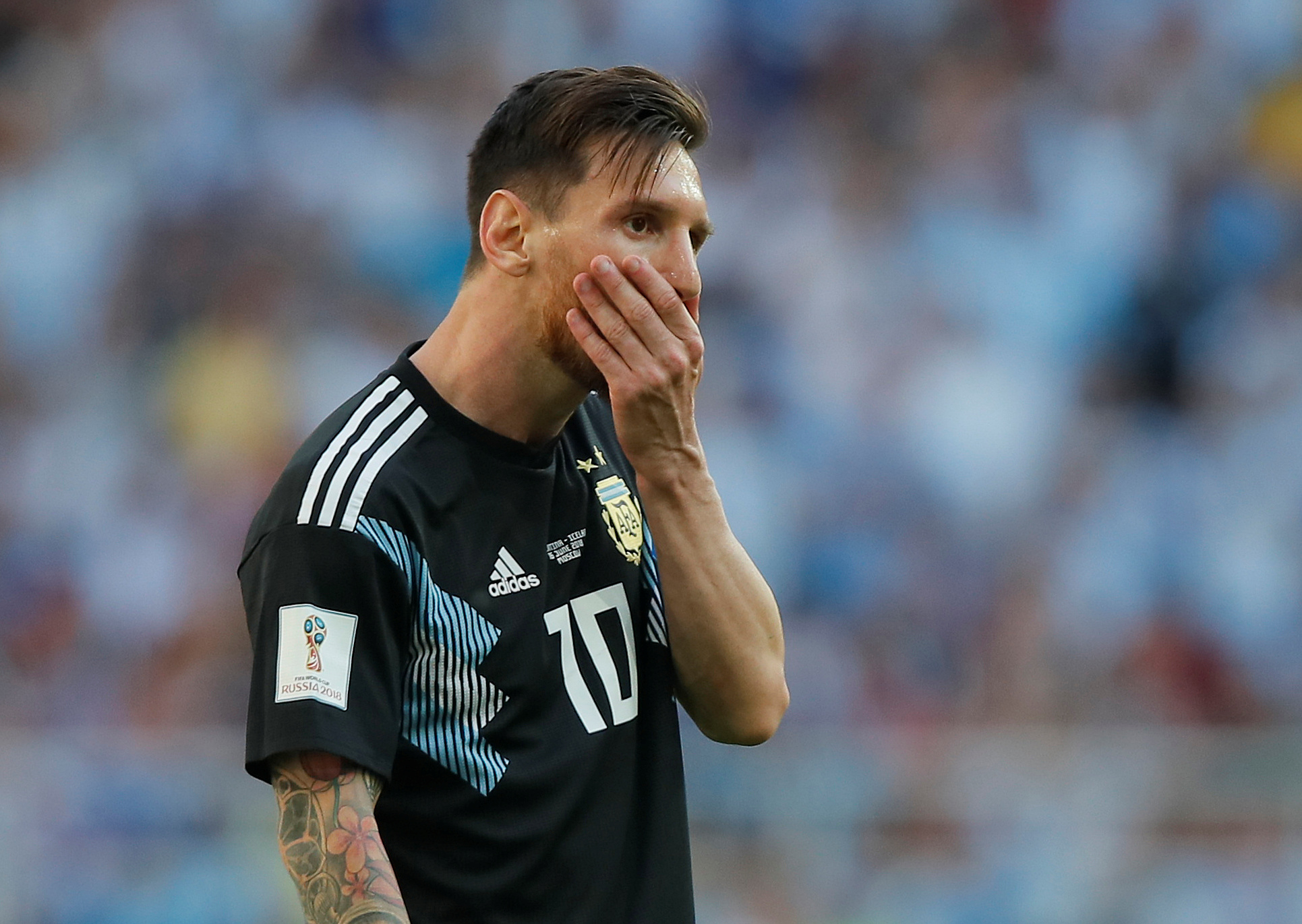 Messi misses penalty, Iceland holds Argentina to 1-1 draw