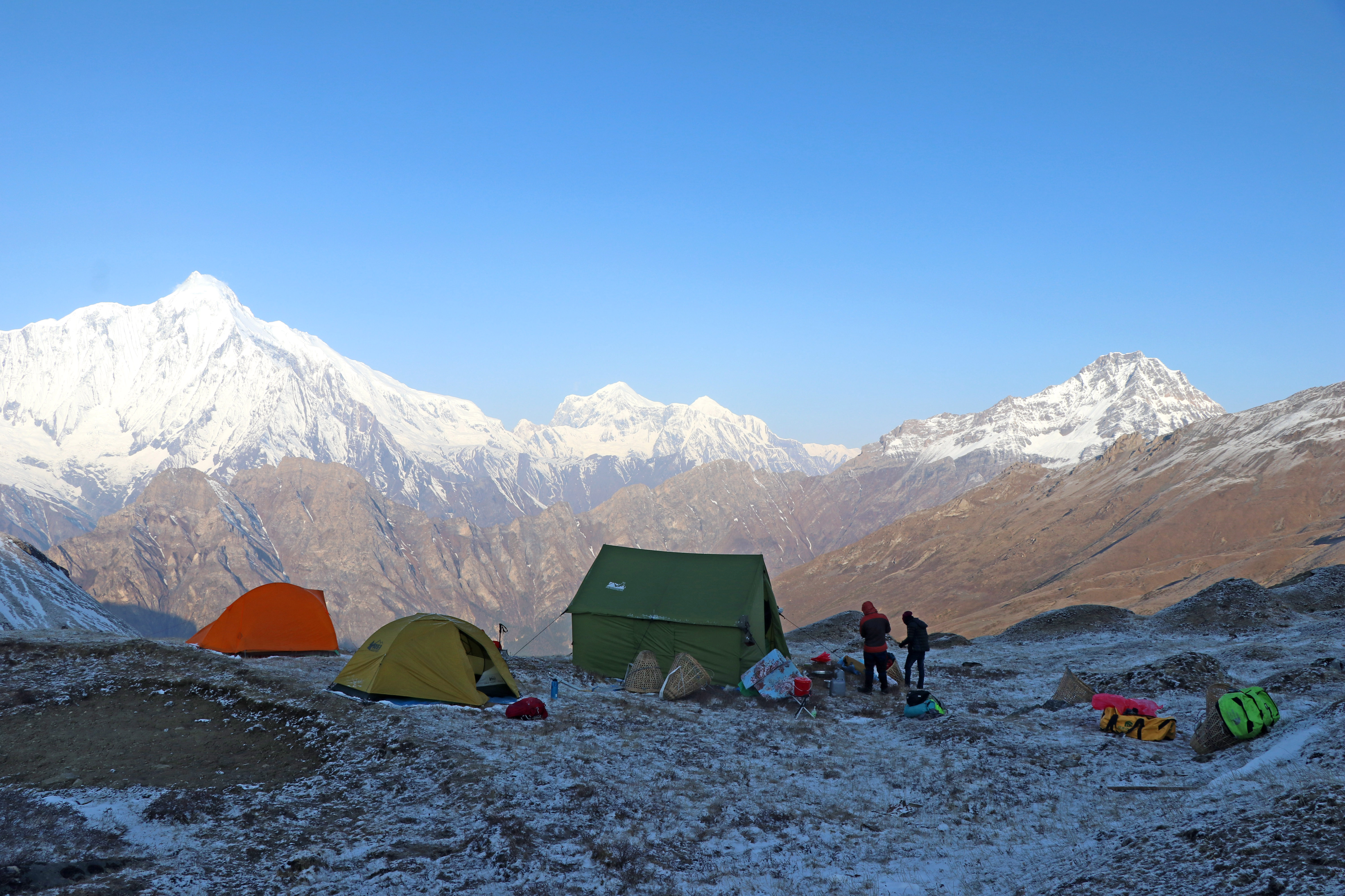 Nepal rejects Everest poisoning claims, vows crackdown on rescue fraud