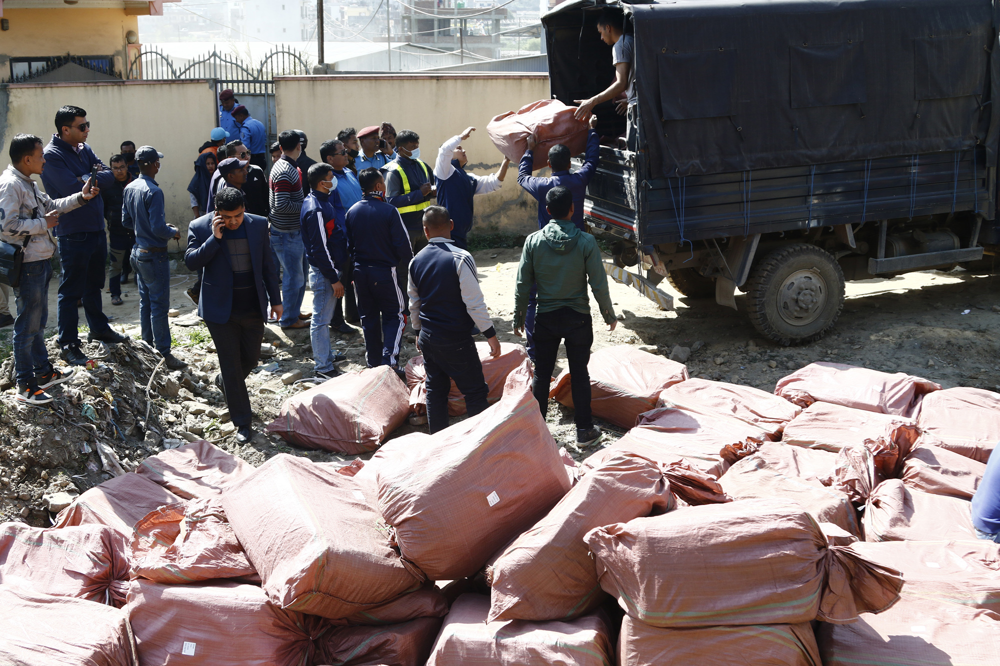 police-confiscate-over-a-million-surgical-masks-stockpiled-for-sale-in