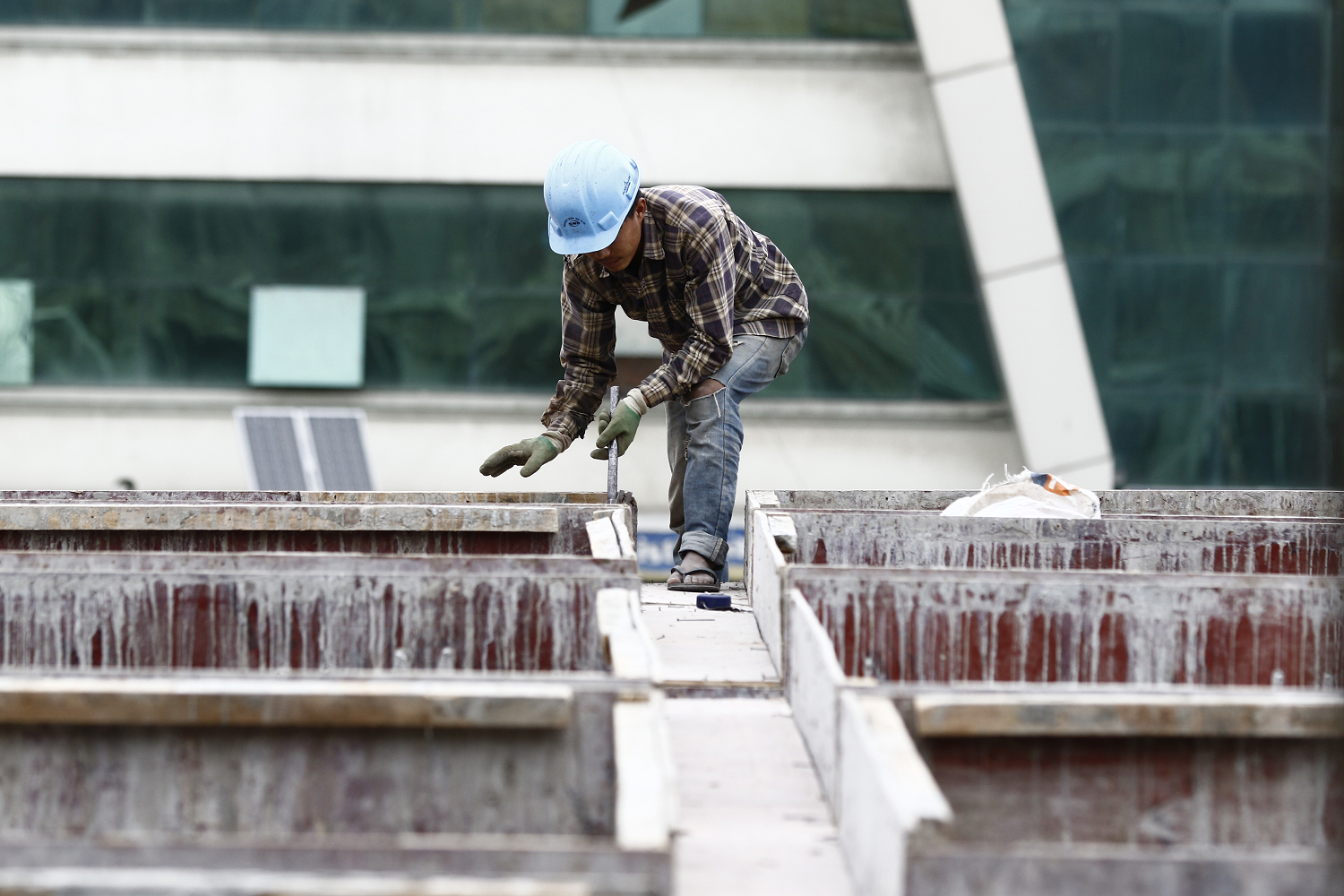 Over 70 Percent Of Industrial Workers Denied Pay Survey Finds