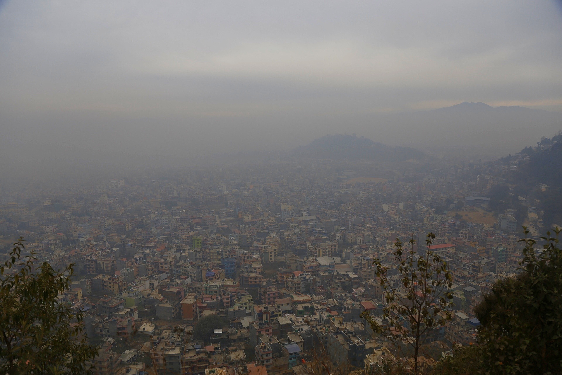 Kathmandu air improves but still “unhealthy” like most of the year