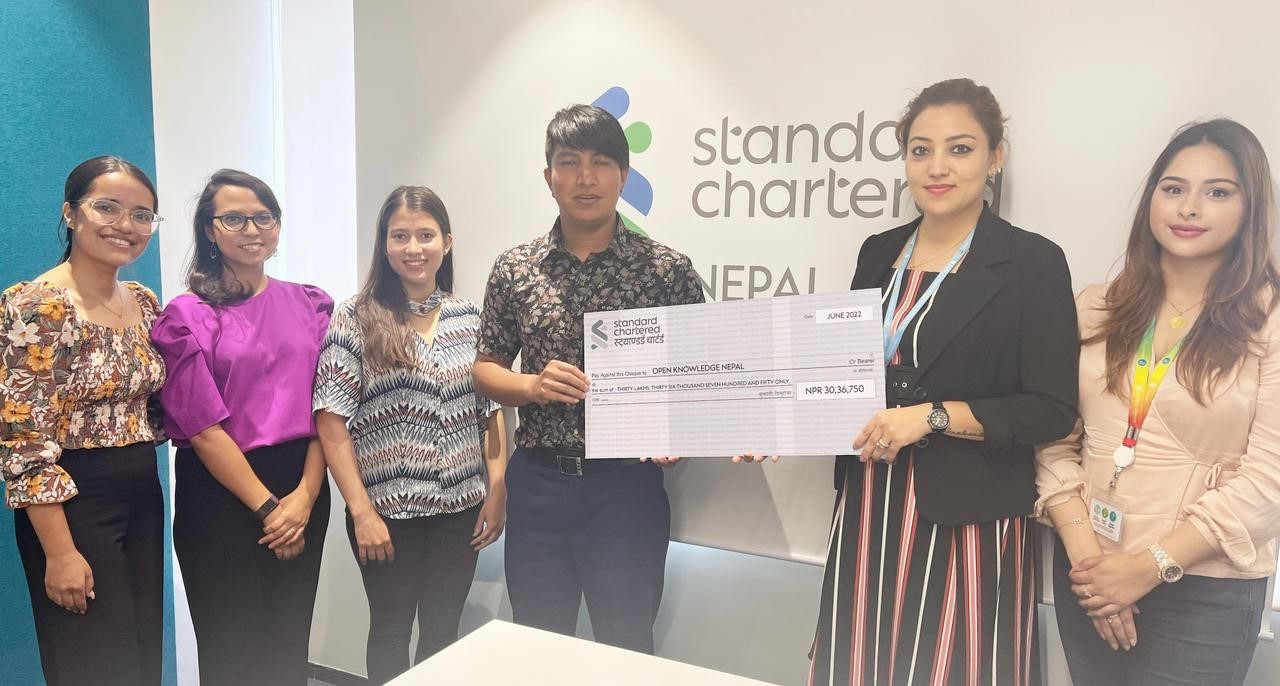 Standard Chartered donates 30 lakh to Open Knowledge Nepal