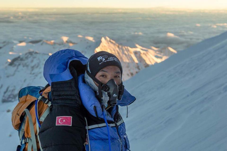 Sherpa guide Kami Rita climbs Mount Everest for 24th time, extends own  record