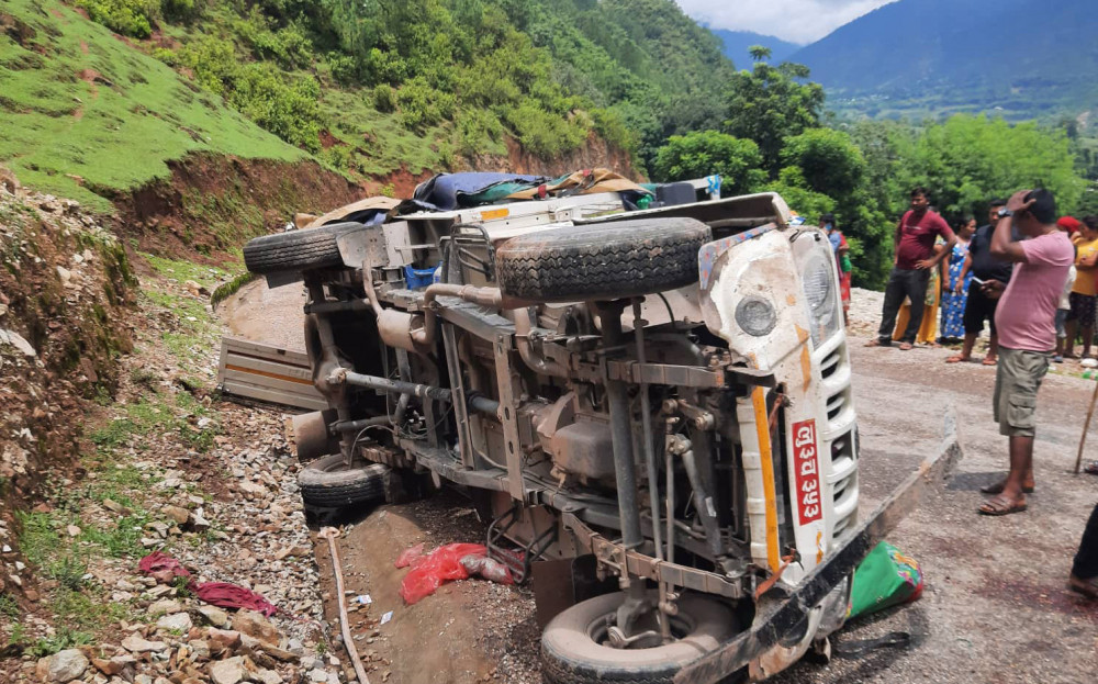 One dead, 14 injured in Pyuthan jeep accident