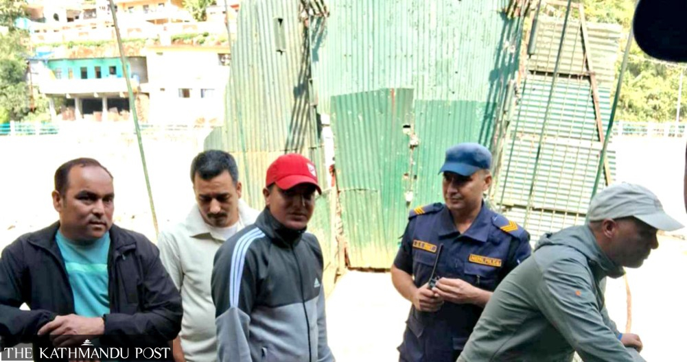 Agitating traders in Darchula padlock NepalIndia crossborder