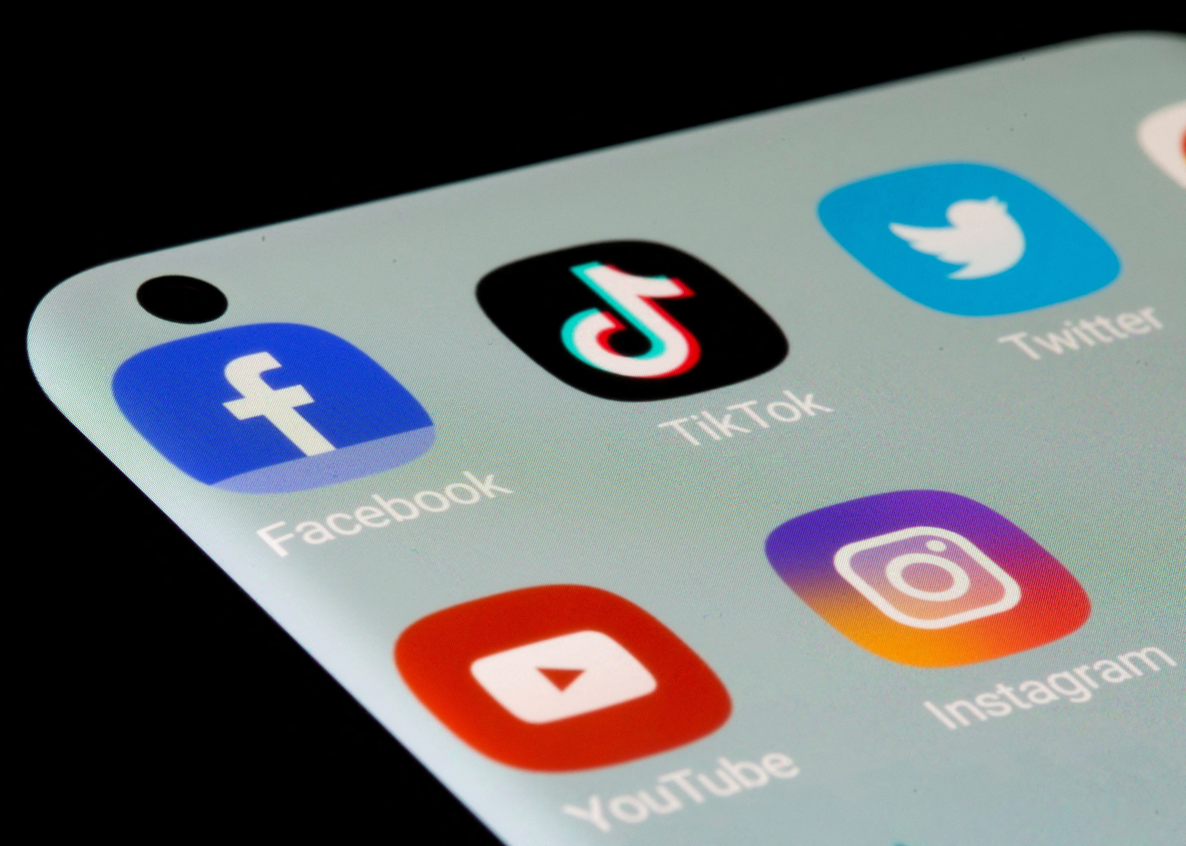 Government to regulate advertisements on social media platforms - Vimarsana News