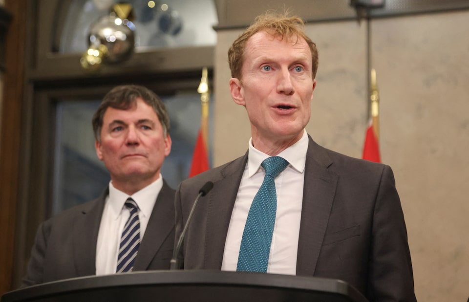 Canada pledges beefed-up border, immigration restrictions to appease Trump