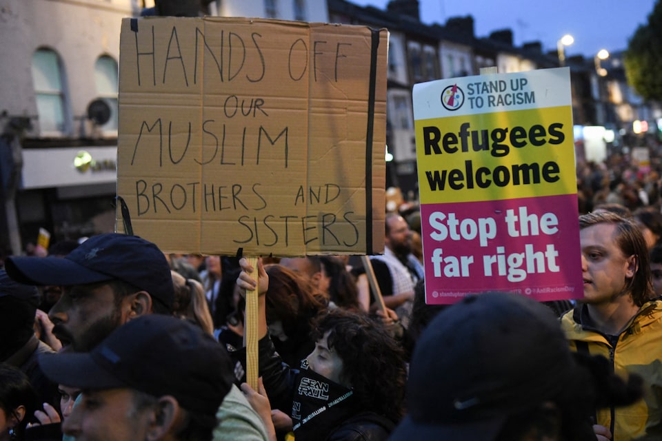 Anti-racism protests sweep Britain after far-right riots