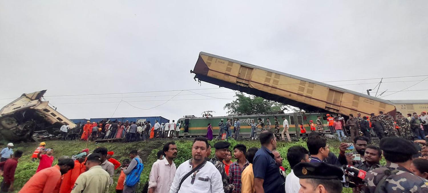 Railway collision in eastern India kills 15, injures several