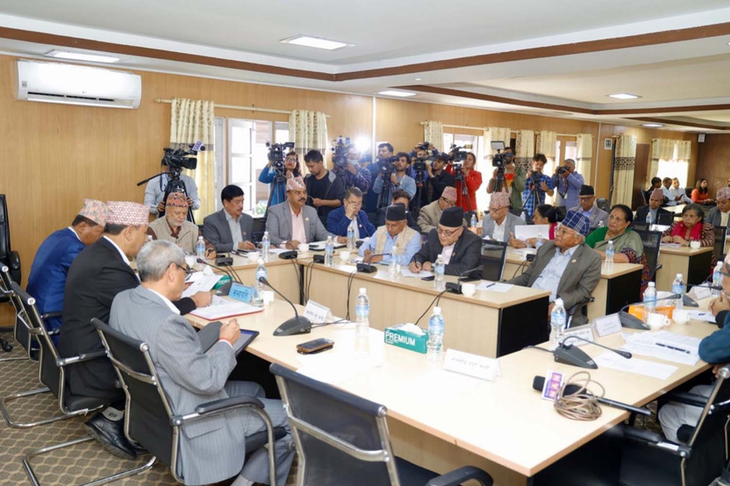 Parties race to finalise pending bills ahead of new House session