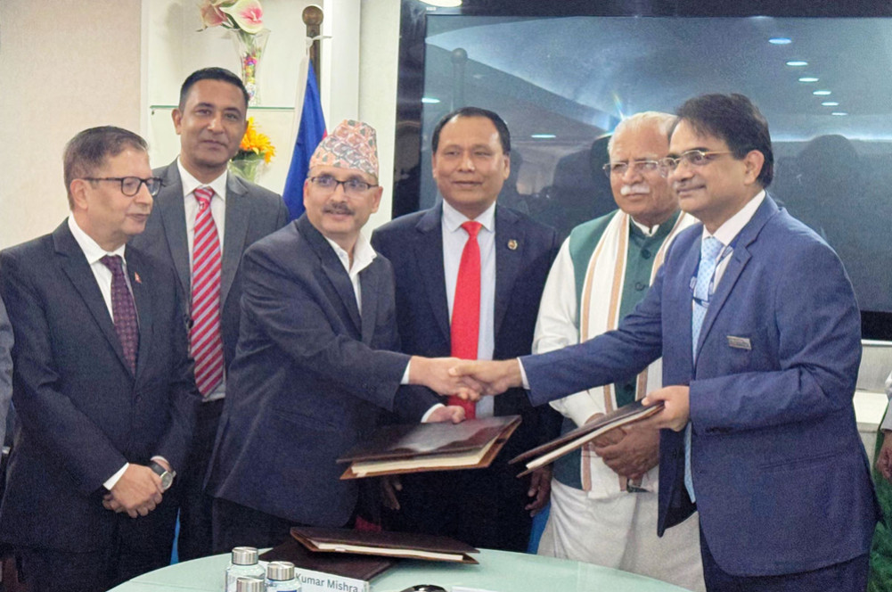 Nepal, India sign deal to build two 400kV transmission lines