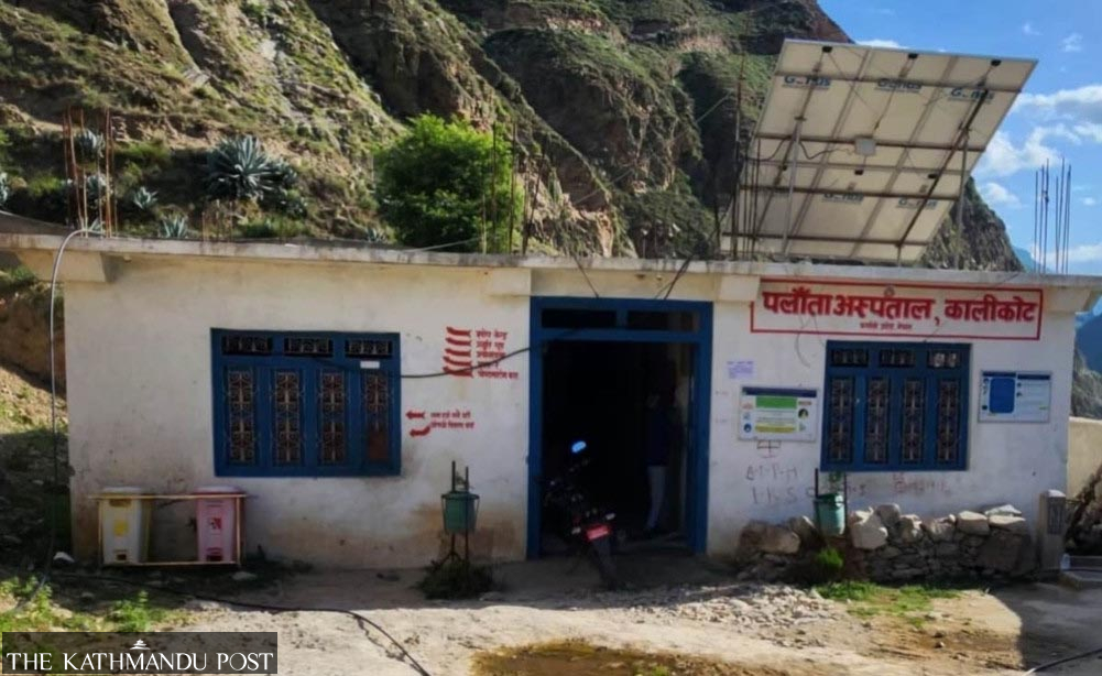 Six health workers attacked, hospital vandalised in Kalikot