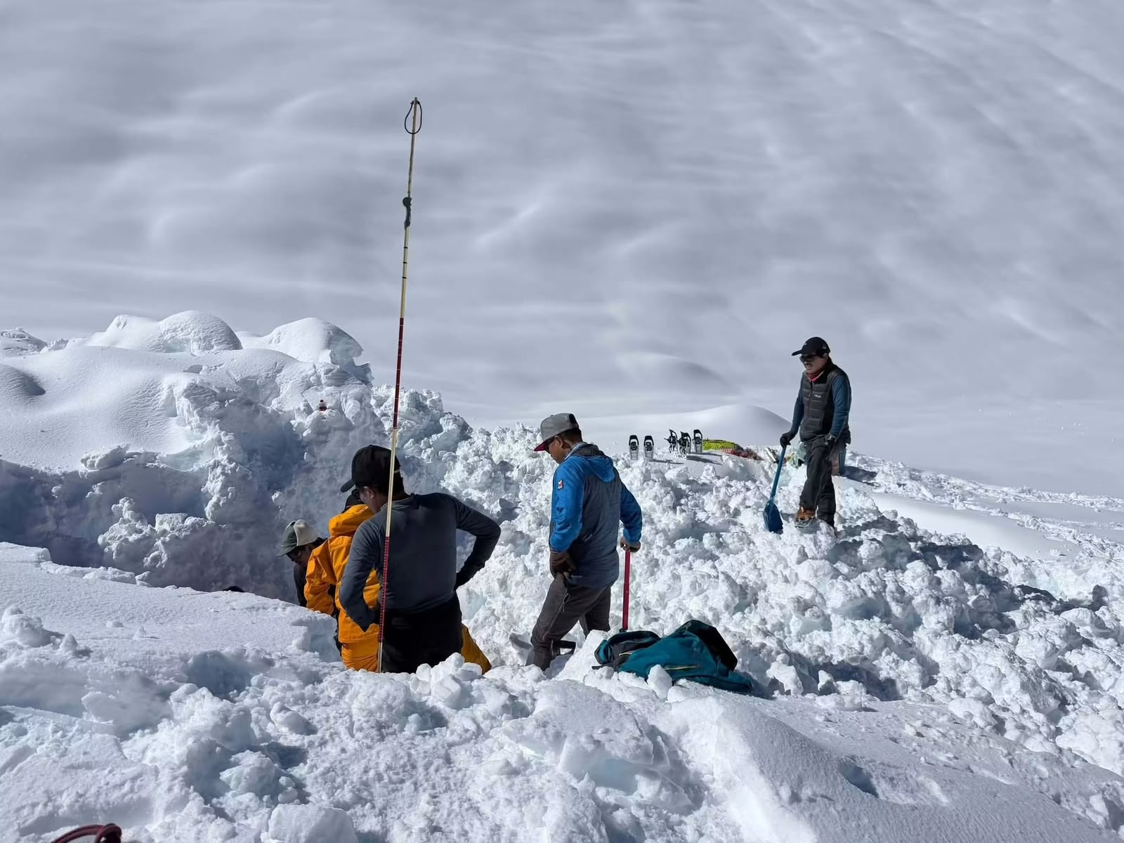 Four bodies found after Himlung avalanche, 12 still missing
