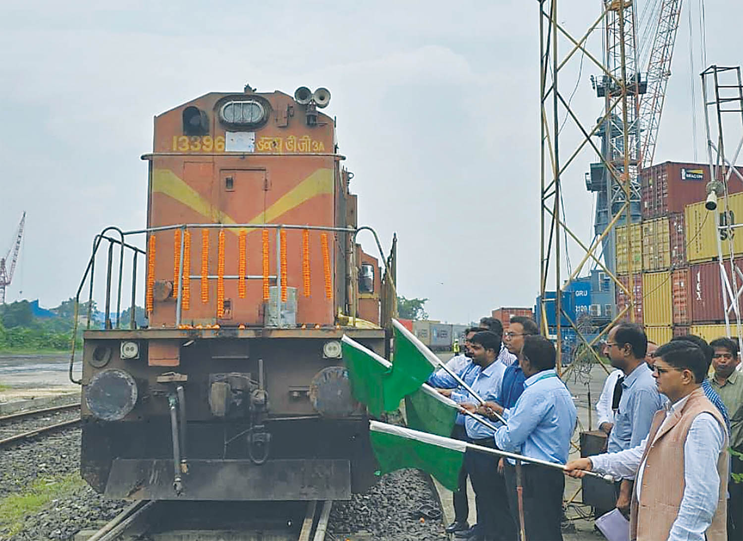 Kolkata–Biratnagar rail