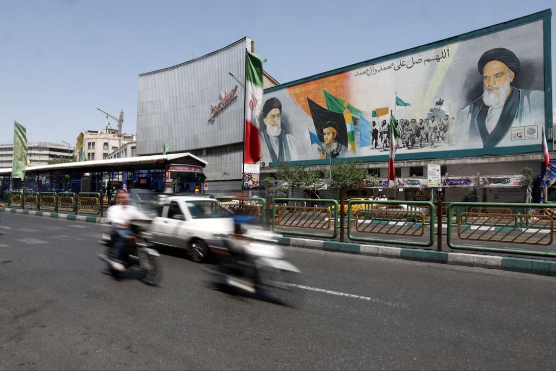 US military carries out fresh strikes on Iran, prompting Iran attacks on Kuwait and Bahrain
