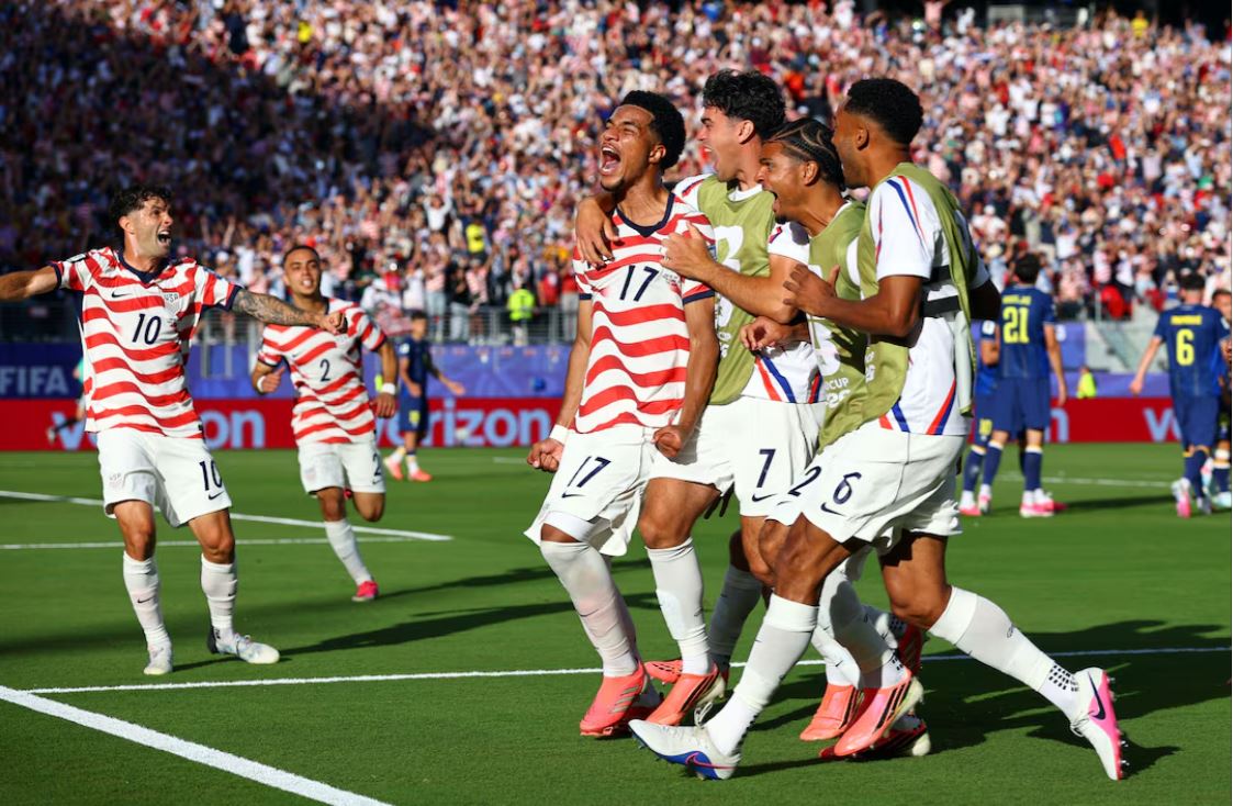US keep World Cup dream alive with gutsy win over Bosnia