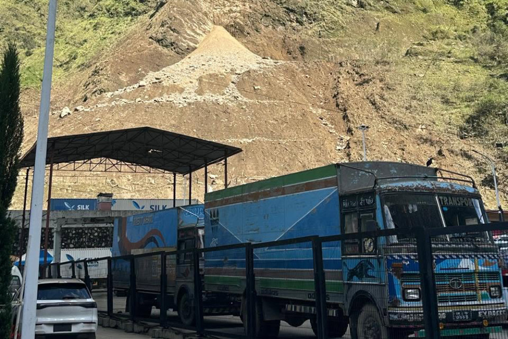 Rockfall damages Tatopani customs yard, forces staff to evacuate