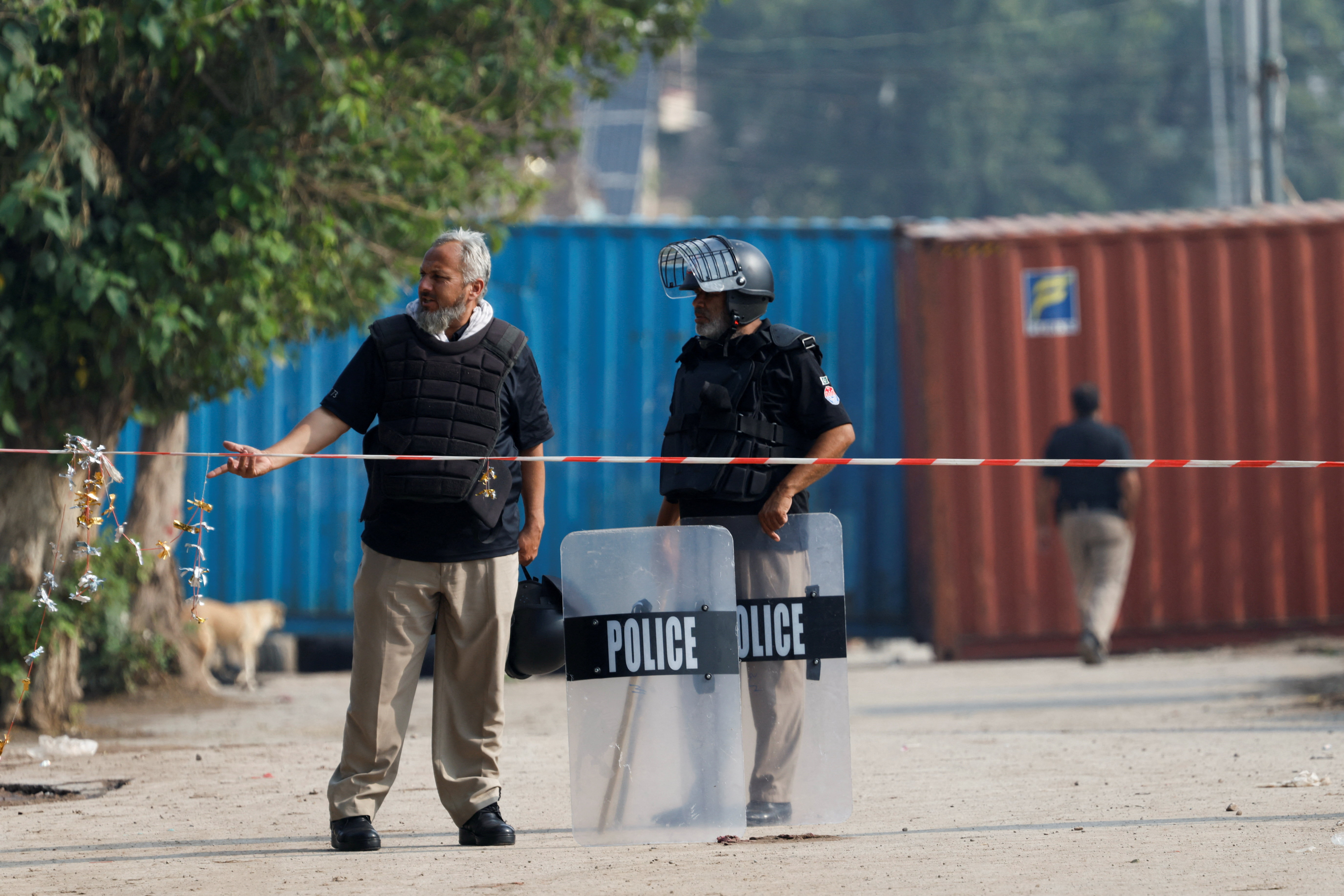 Imran Khan’s party’s provincial government suspended by Pakistan president