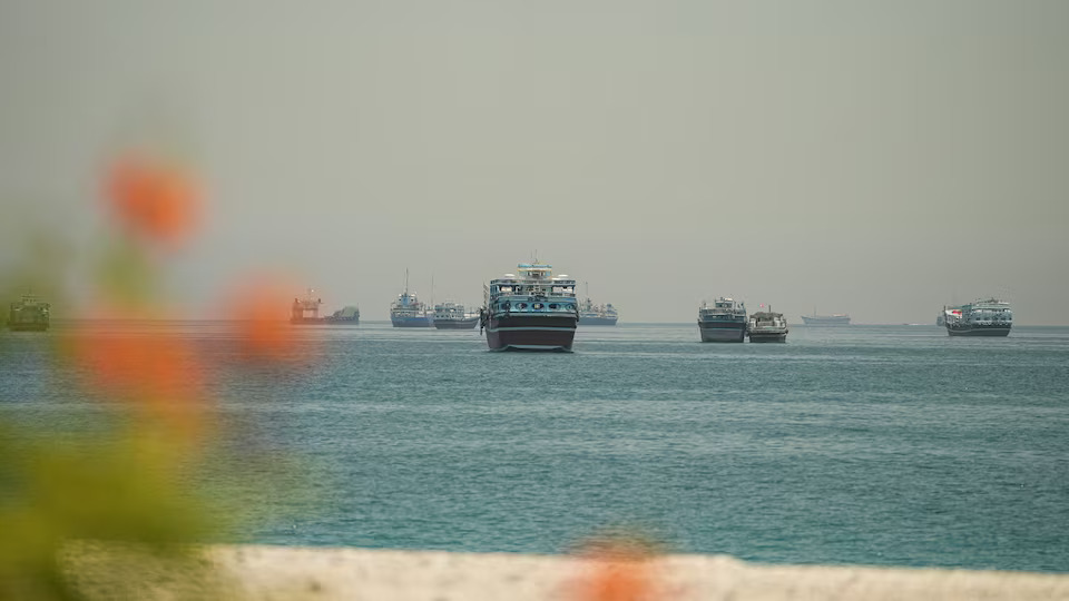 Iran says draft deal with US would reopen Hormuz shipping, end naval blockade