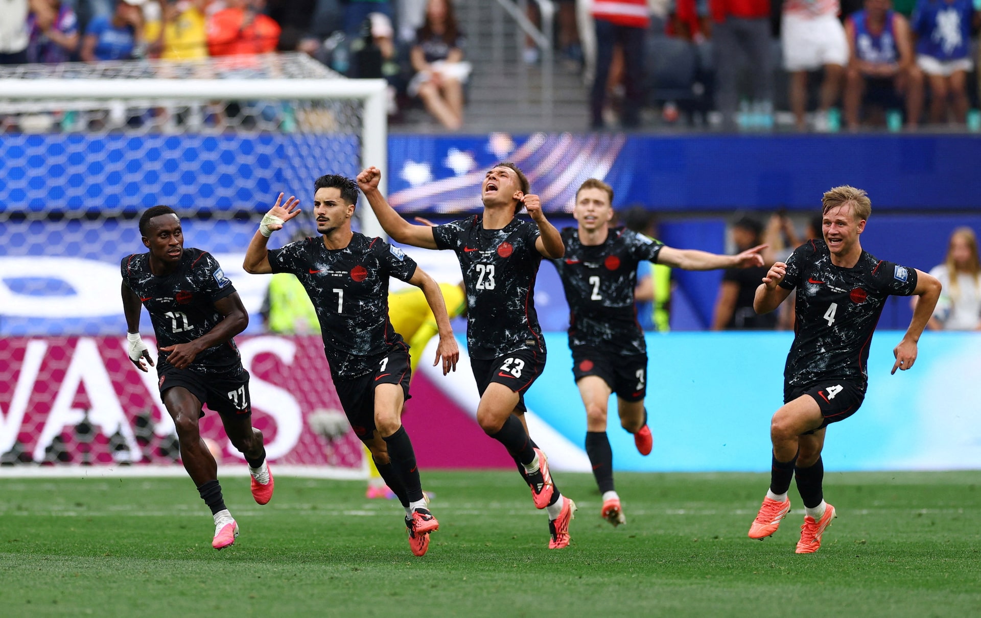 Eustaquio’s stoppage-time strike sends Canada into World Cup last 16