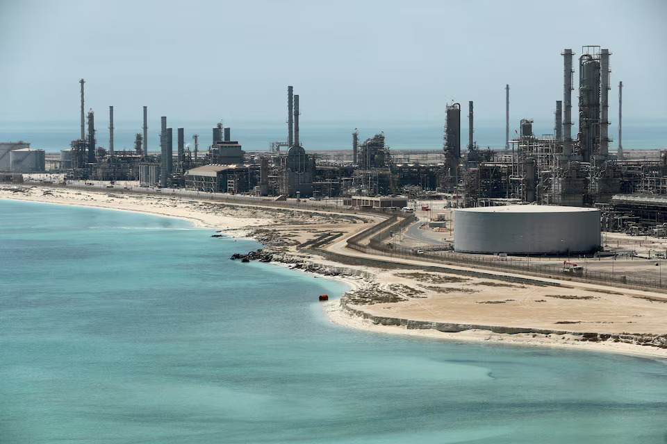 Saudi Aramco helicopter crash kills 14 nationals, state news agency says