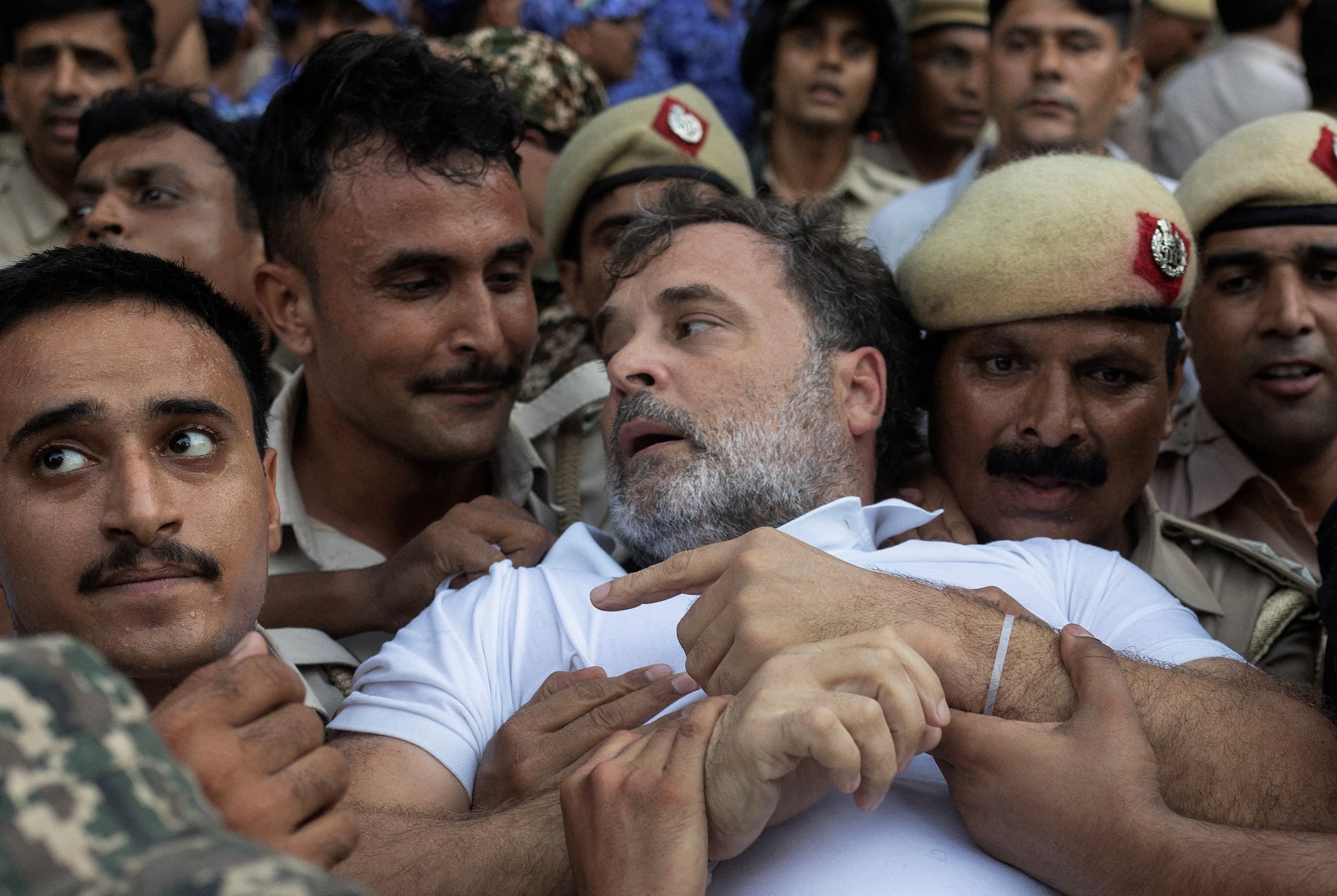 India student protests give opposition a rare opening against Modi
