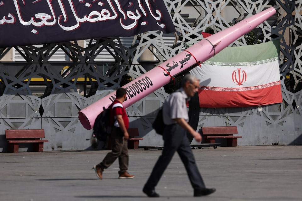 Trump’s Iran dilemma: He’s stuck in war with no exit in sight